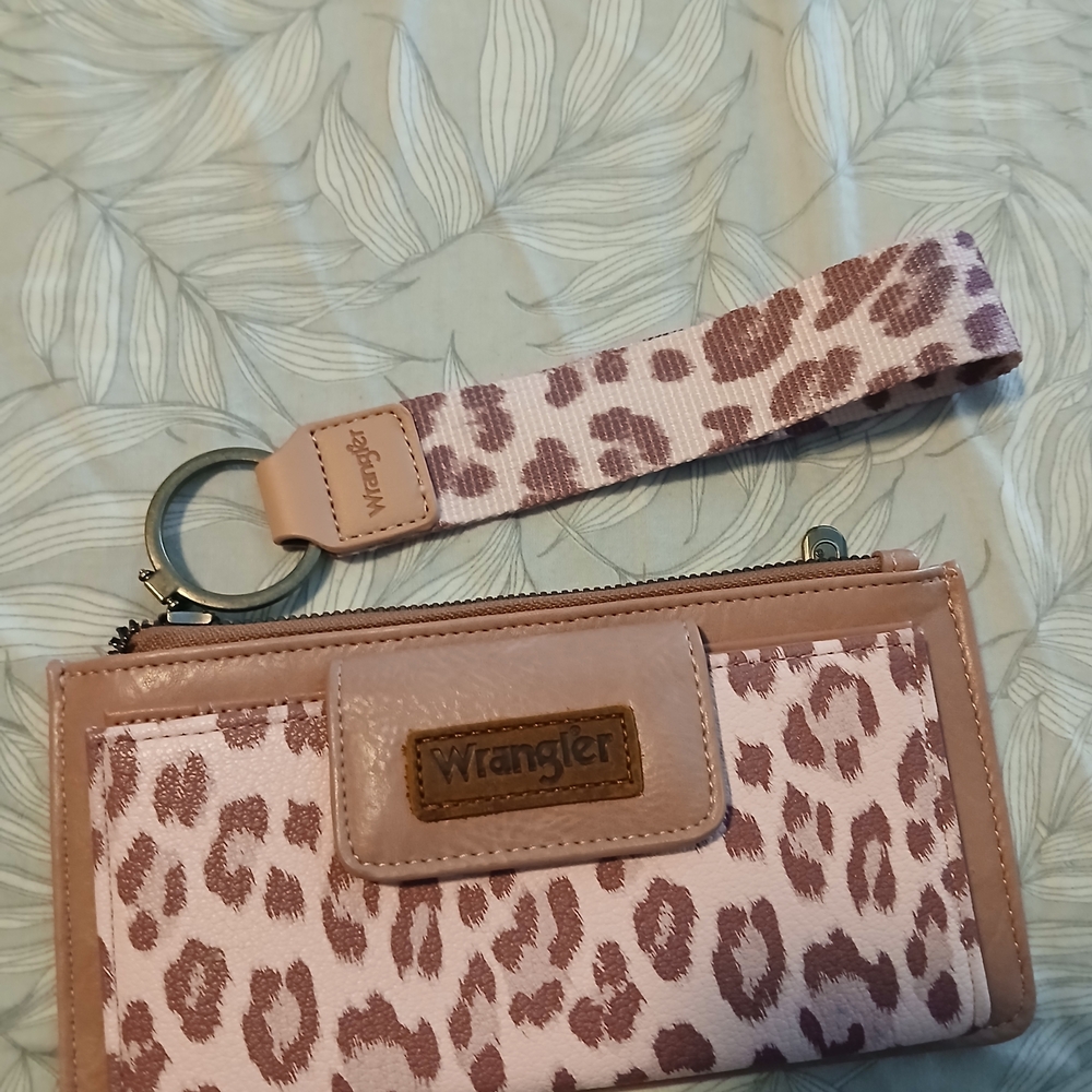 Wrangler Pink Leopard Wristlet Wallet